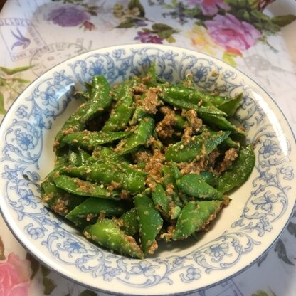 家庭農園でスナップえんどうが沢山出来ました。大量消費でき味も満足でした。